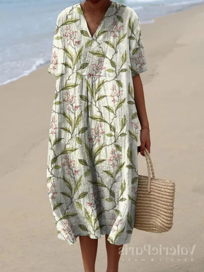 Casual zomerkleding: lichte damesjurk met kleurrijk bloemenpatroon, comfortabel en luchtig.