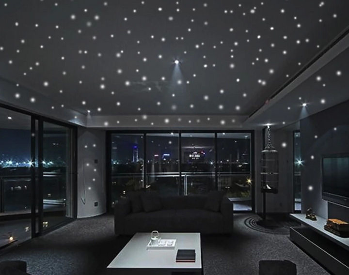 Verpakking van veilige, creatieve lichtgevende sterren voor een unieke glow in the dark slaapkamer decoratie voor kinderen.