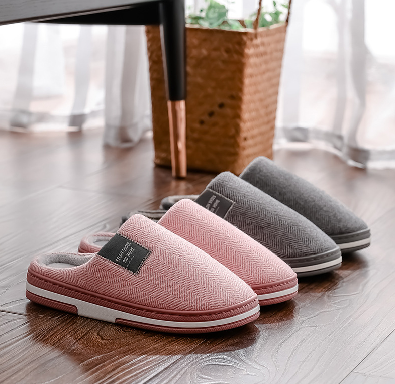 Luxe pantoffels voor mannen: warm, comfortabel en antislip. De perfecte huis schoenen voor de winter.
