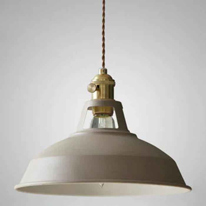 Design industriële hanglamp met retro look, sfeerlicht voor modern interieur & gezellige eetkamer.