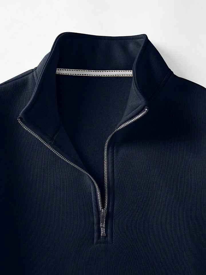Comfortabele heren trui van marineblauw met kwart-rits, perfect voor casual mode en dagelijkse kleding.