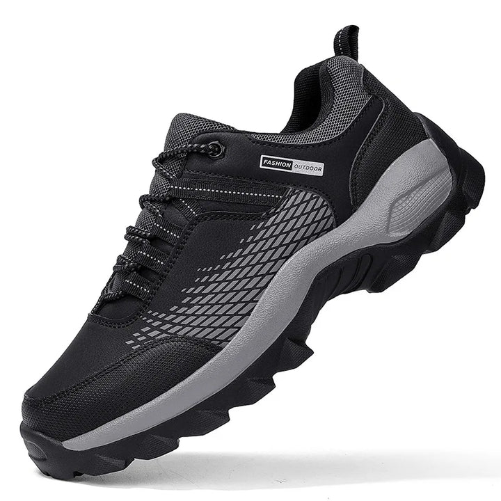 Mannen leren sneakers, comfortabel en stijlvol, in een moderne zwarte kleur, perfect voor elke outfit.
