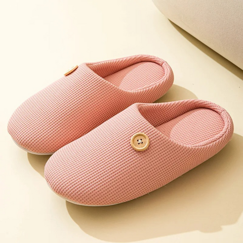Comfortabele dames binnenslippers met traagschuim voor optimaal voetcomfort en antislipzool.
