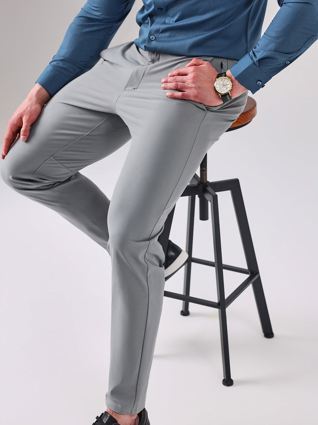 Flexibele slim fit heren chino broek, biedt optimale bewegingsvrijheid.