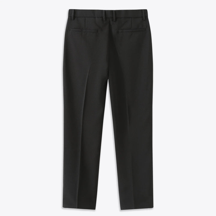 De taps toelopende pijp (tapered) van de stijlvolle heren stretch pantalon, voor een eigentijdse en comfortabele pasvorm.