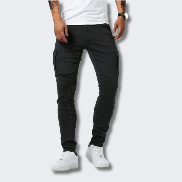 Moderne slim-fit heren cargobroek, perfect voor een stijlvolle casual look. Comfortabel en veelzijdig.