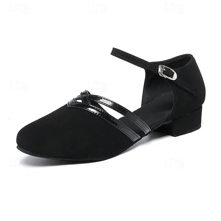 Dames dansschoenen geschikt voor ballroom, latin, salsa en moderne dans, bieden comfort & flexibiliteit.
