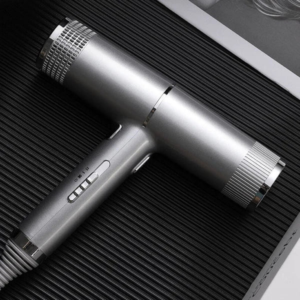 Velair professionele haardroger, modern design. Ideaal voor salonwaardige resultaten en snel drogen van haar.