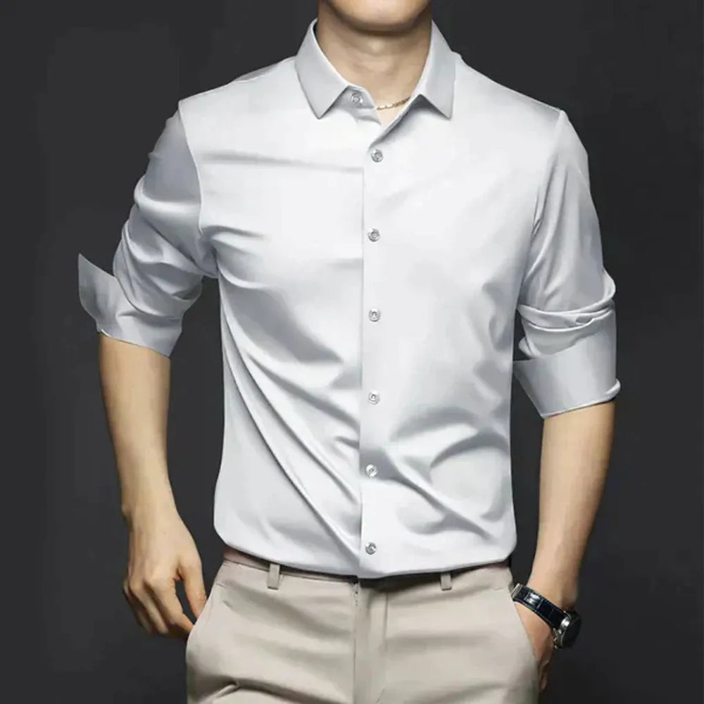 Strijkvrij herenoverhemd in modern design, perfect voor een verzorgde look zonder moeite. Eenvoudig onderhoud.
