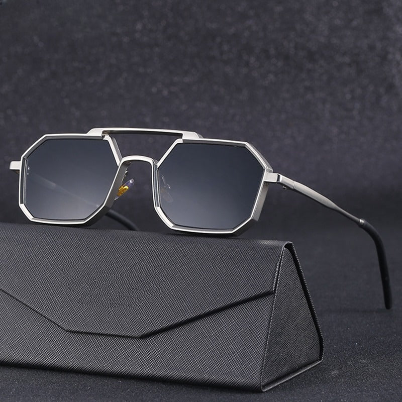 Stijlvolle unisex zonnebril met gepolariseerde glazen en UV-bescherming voor heren en dames, perfect voor de zomer.