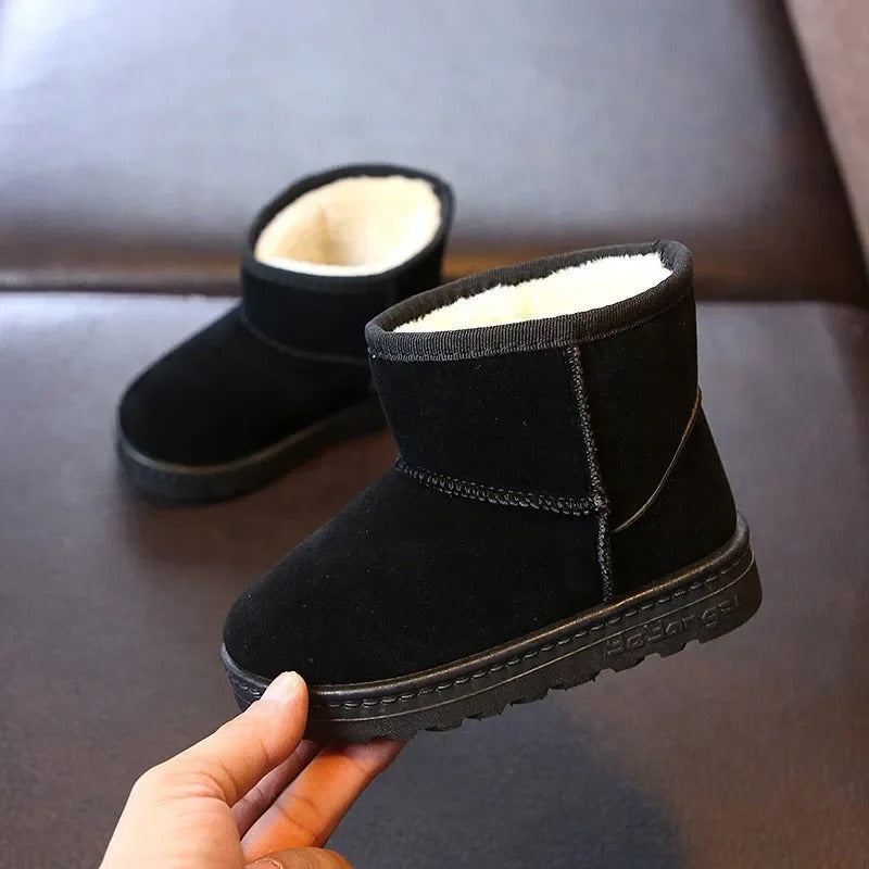 Ideaal cadeau: warme Boston Mini kinderlaarsjes voor baby's en peuters. Comfortabel en stijlvol.