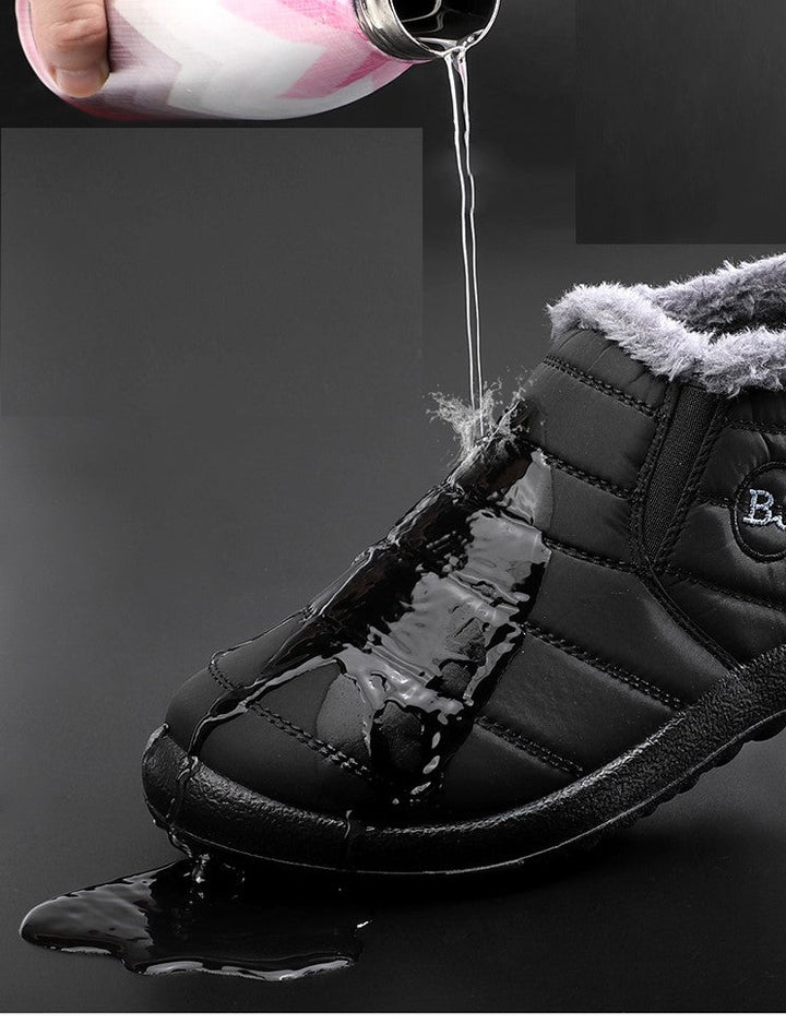 Hoge dames snowboots, robuuste outdoor schoenen met warme voering voor extreme kou.