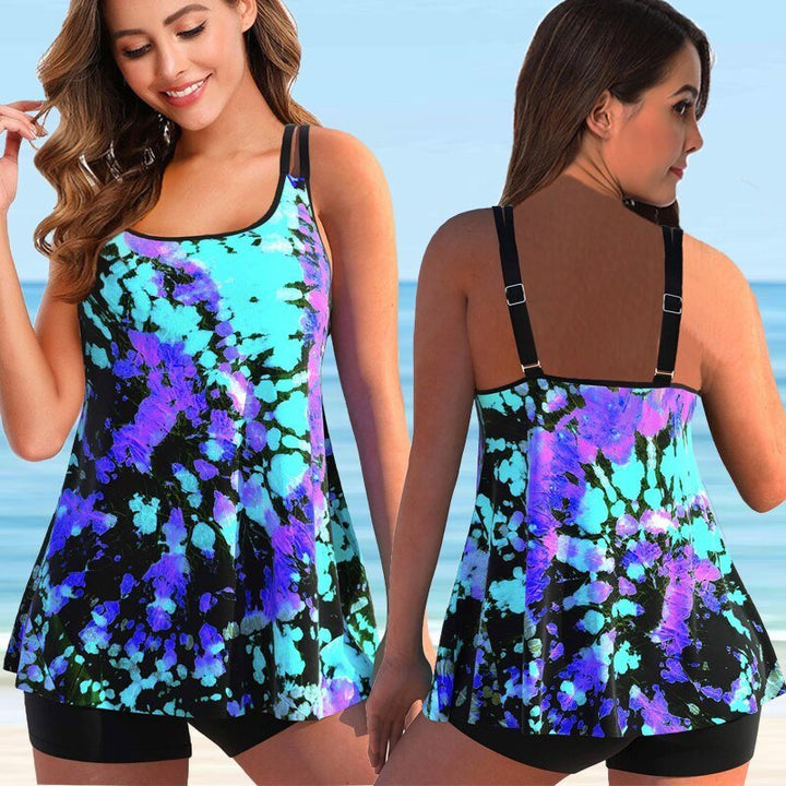 Close-up van de top van de Marielle plus size tankini, dames zwemkleding met uniek design.